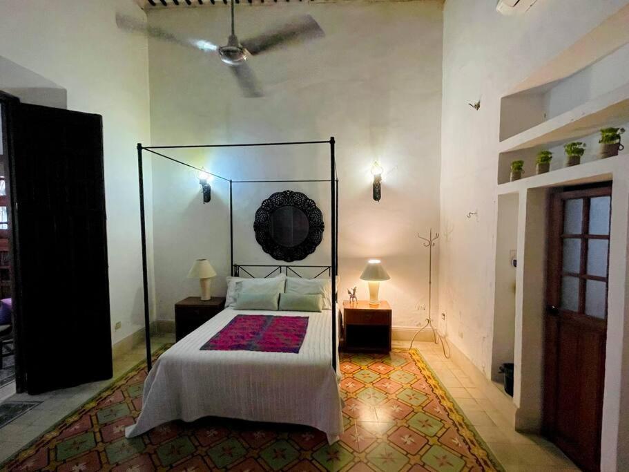 House Dzalbay Santa Lucia With Hot Tub Villa Mérida Esterno foto