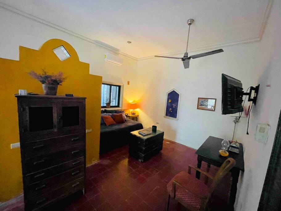 House Dzalbay Santa Lucia With Hot Tub Villa Mérida Esterno foto
